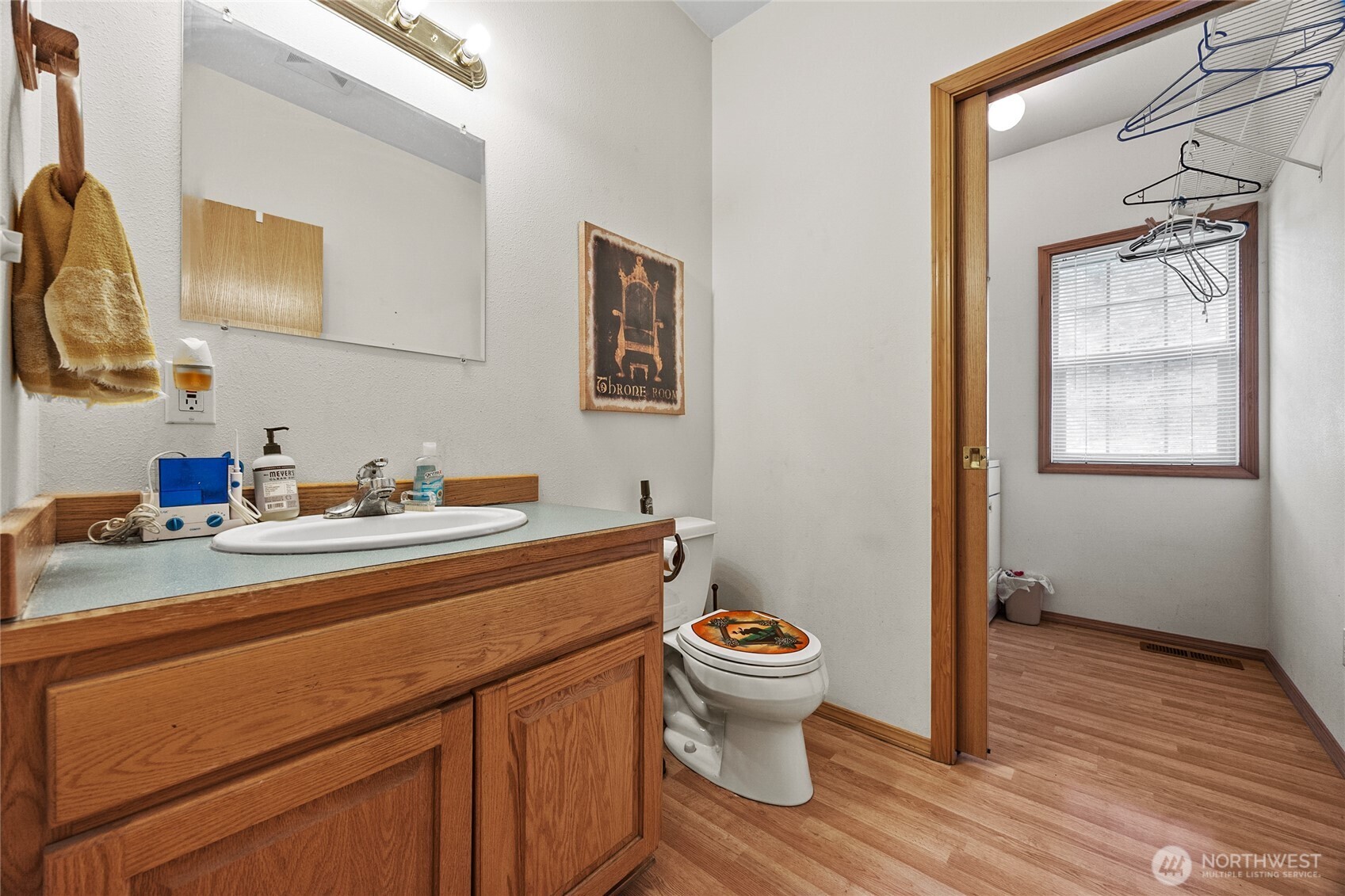 122 Ridge View Drive Randle, WA 98377 - Photo 27 of 40 a bathroom with a sink toilet and mirror
