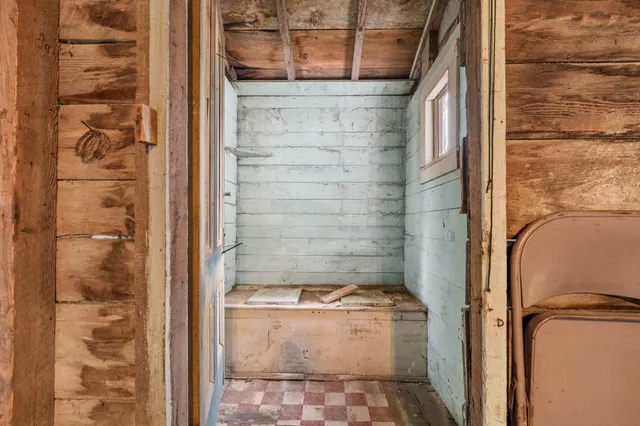 $679,900 | Undisclosed Address, Skowhegan, ME 04976