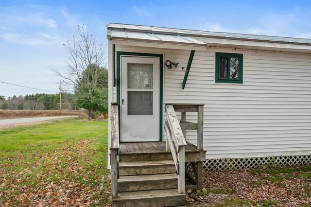 $679,900 | Undisclosed Address, Skowhegan, ME 04976