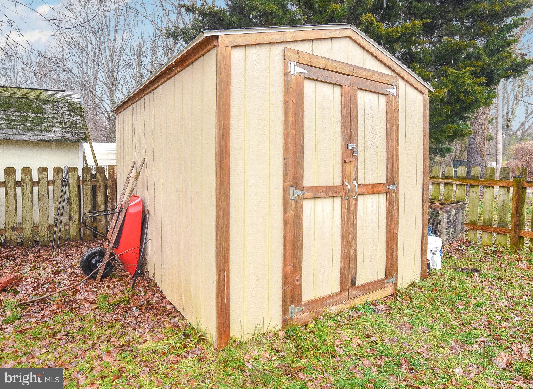 924 Crystal Rock Road Lusby, MD 20657 - Photo 33 of 58 Shed