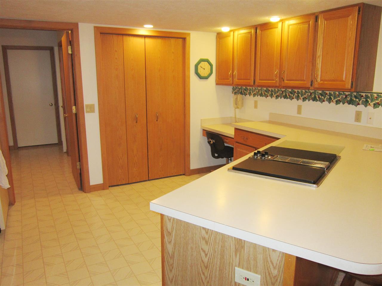 6446 Mission Ridge Traverse City, MI 49686 - Photo 12 of 25 1825788-11.JPG