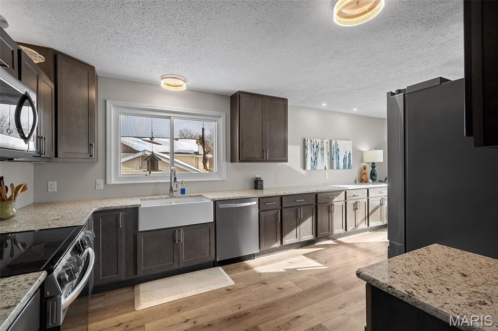 1 Inverness Court St. Peters, MO 63376 - Photo 17 of 50