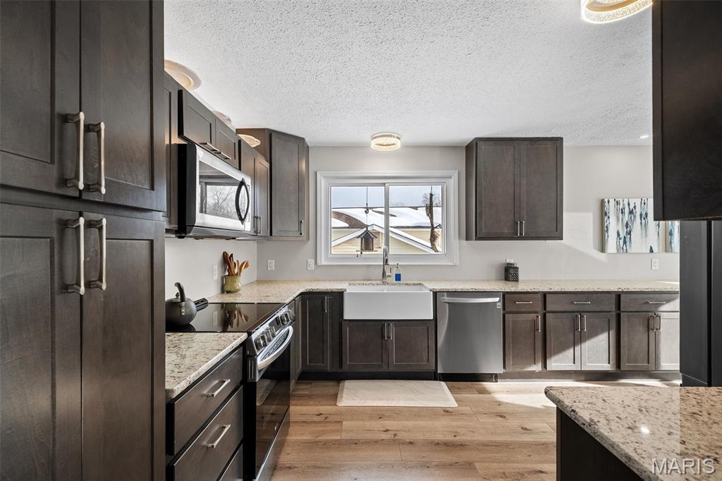 1 Inverness Court St. Peters, MO 63376 - Photo 18 of 50