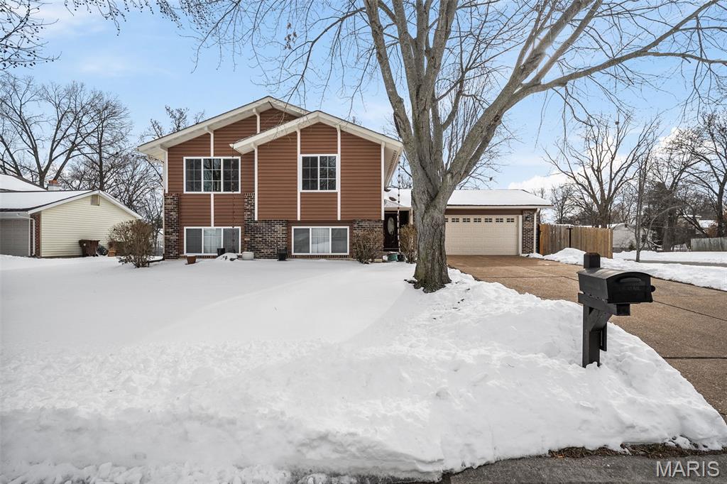 1 Inverness Court St. Peters, MO 63376 - Photo 2 of 50