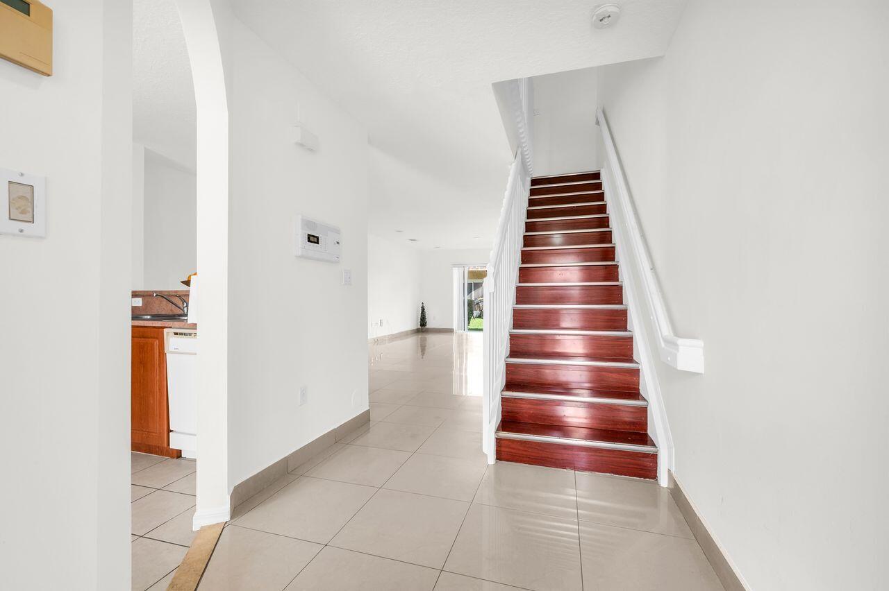3169 Southwest 129th Terrace, Unit 164 Miramar, FL 33027 - Photo 3 of 20 a view of entryway and hall