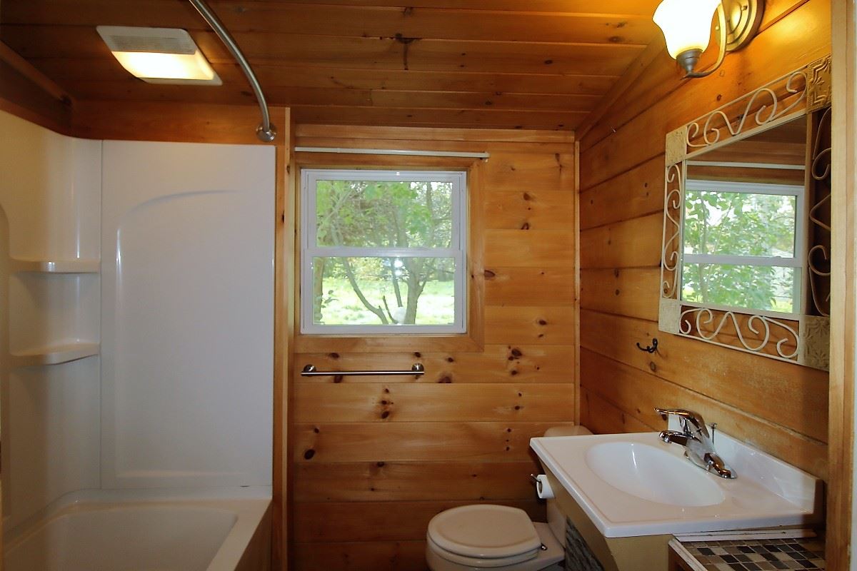 14 Ketch Road Grand Isle, VT 05458 - Photo 17 of 20