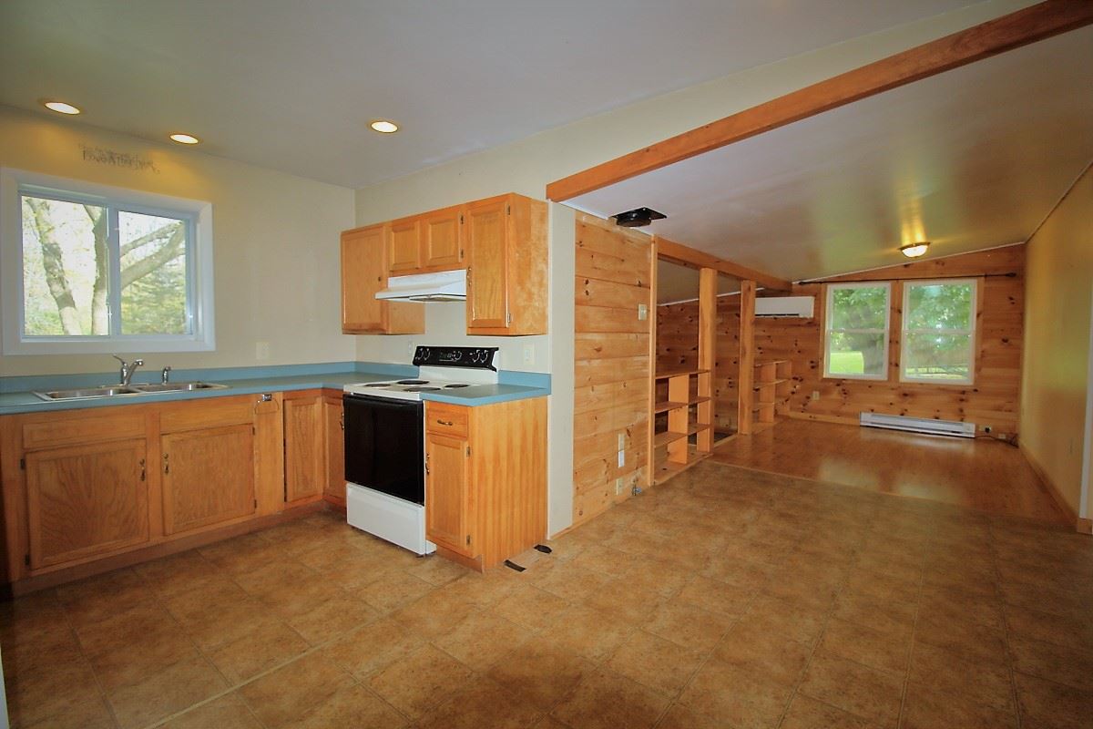 14 Ketch Road Grand Isle, VT 05458 - Photo 8 of 20