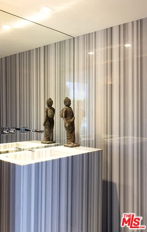 $10,995,000 | 1323 South Driftwood Drive, Palm Springs, CA 92264