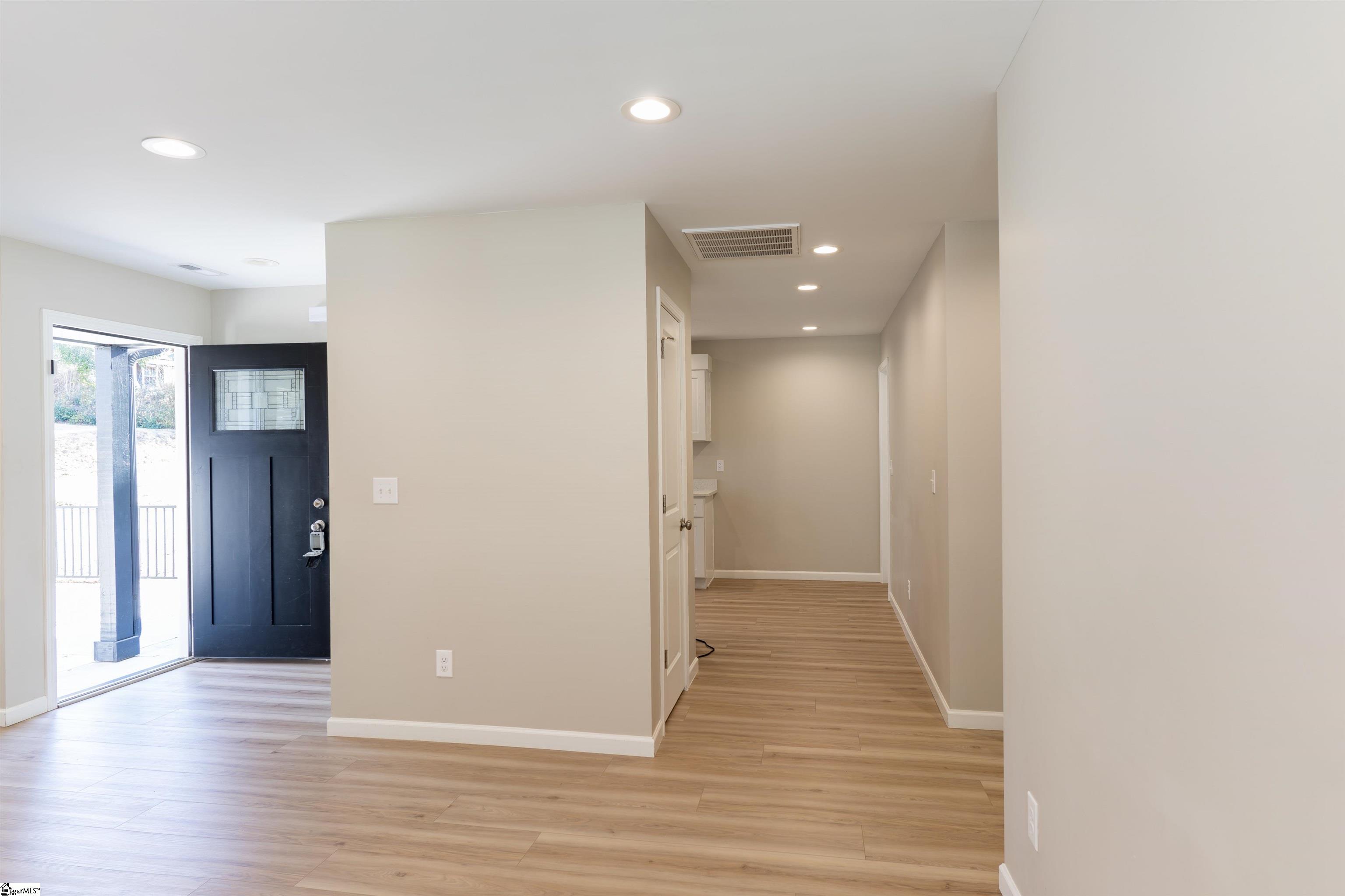 638 South Converse Street Spartanburg, SC 29306 - Photo 29 of 39