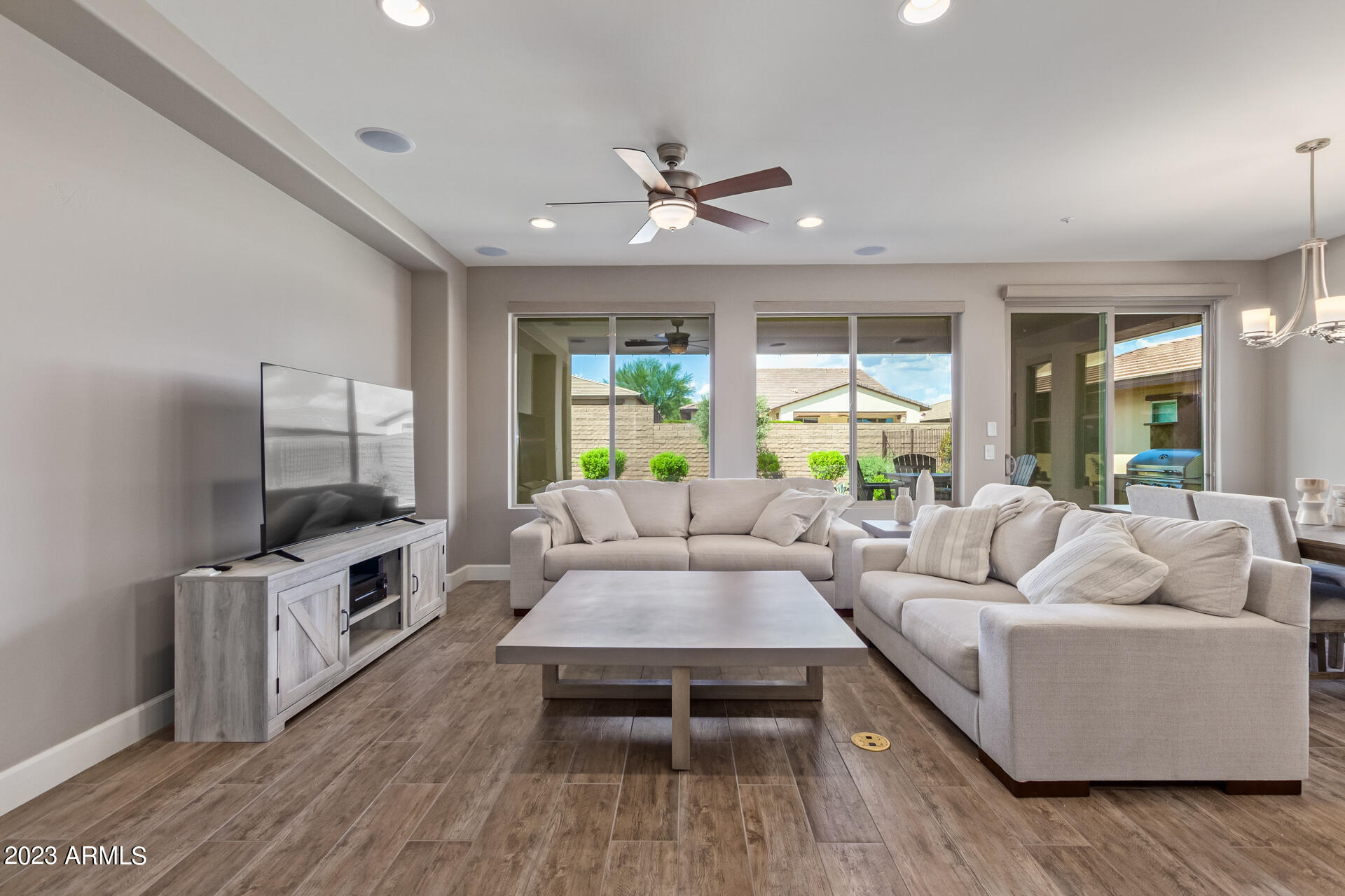 18042 East Curva De Plata Rio Verde, AZ 85263 - Photo 5 of 31 Living Room