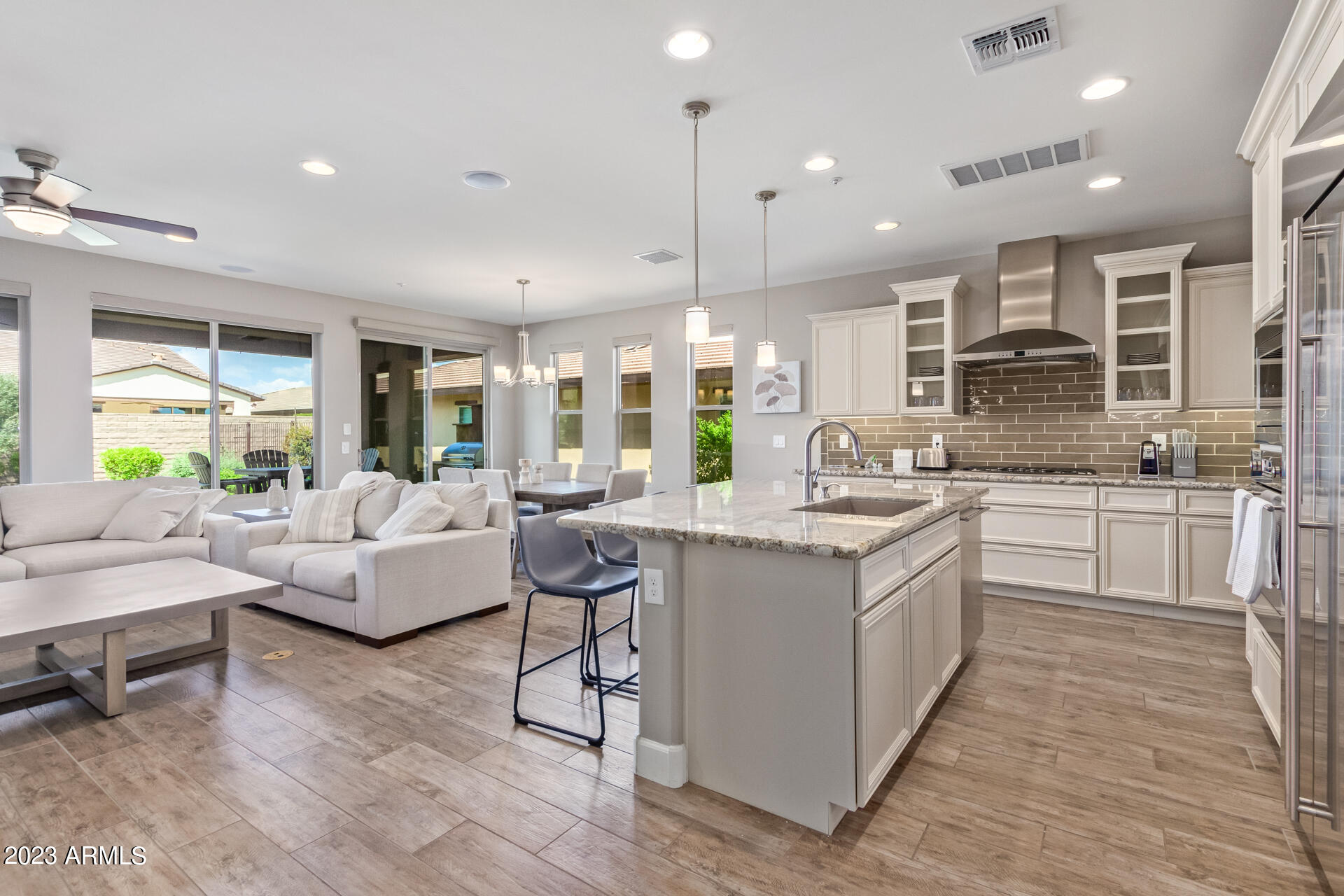18042 East Curva De Plata Rio Verde, AZ 85263 - Photo 9 of 31 Kitchen to Eat in Area