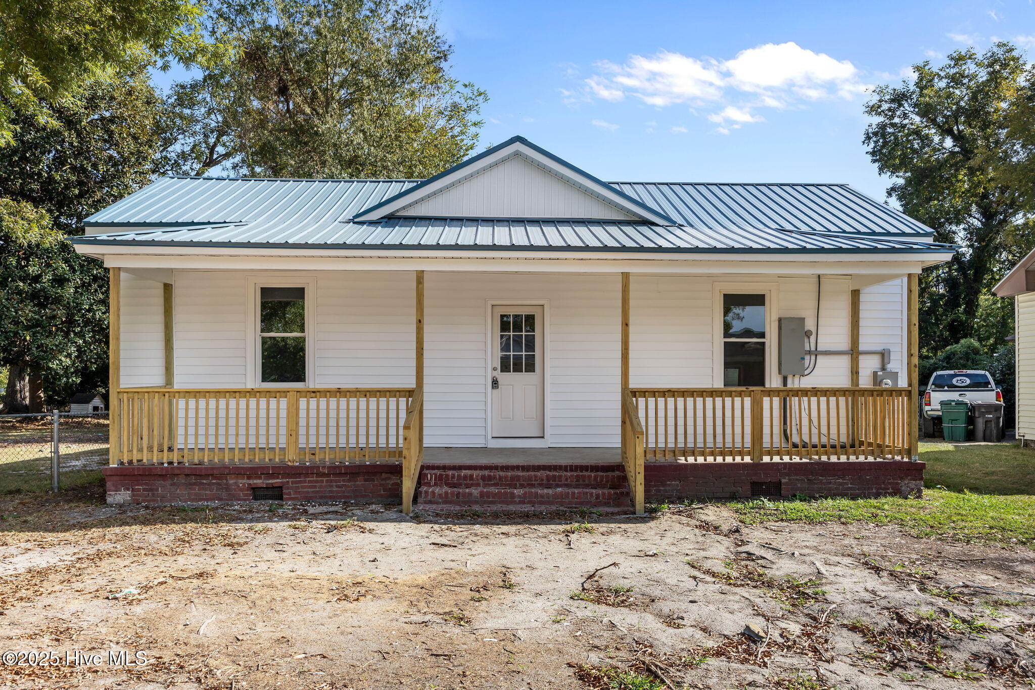 505 West Walnut Street Tarboro, NC 27886 - Photo 2 of 50 42-web-or-mls-IMG_9281