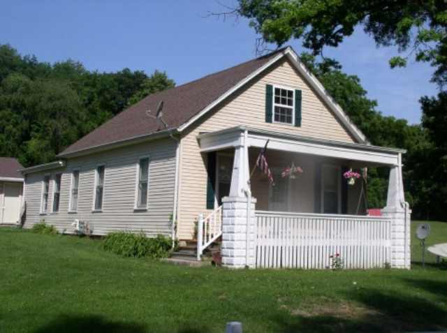1229 North Kickapoo Creek Road Peoria, IL 61604 - Photo 1 of 7 Gallery Image 1