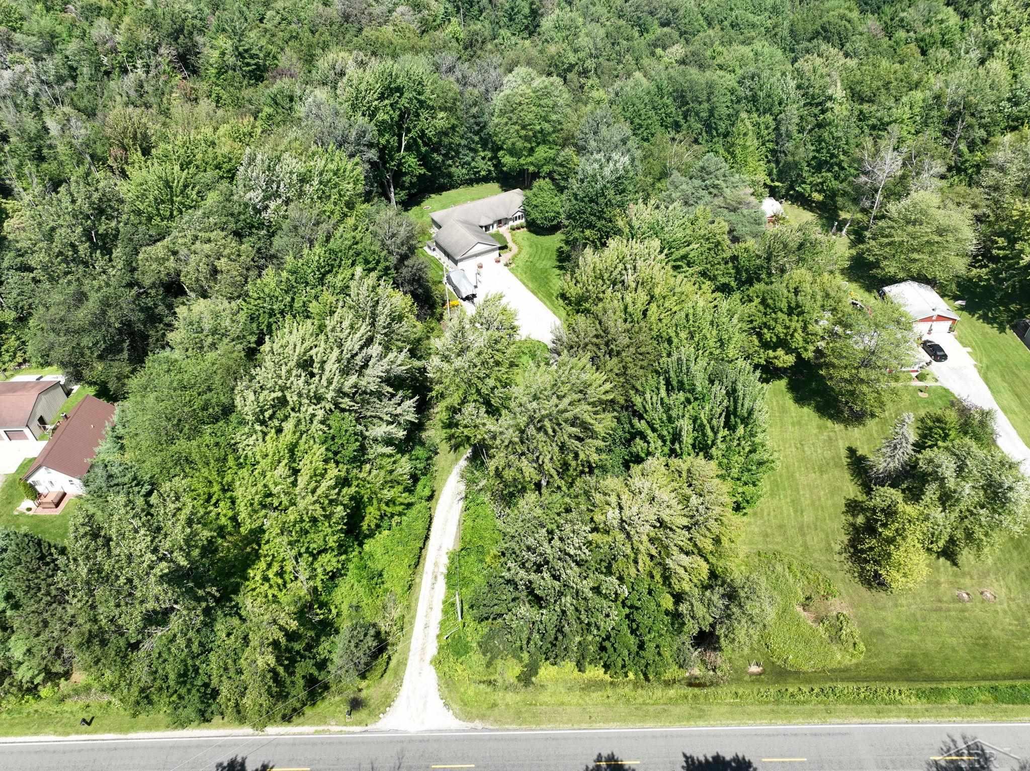 2617 East Mier Road Midland, MI 48642 - Photo 40 of 43 50119423-39.JPG