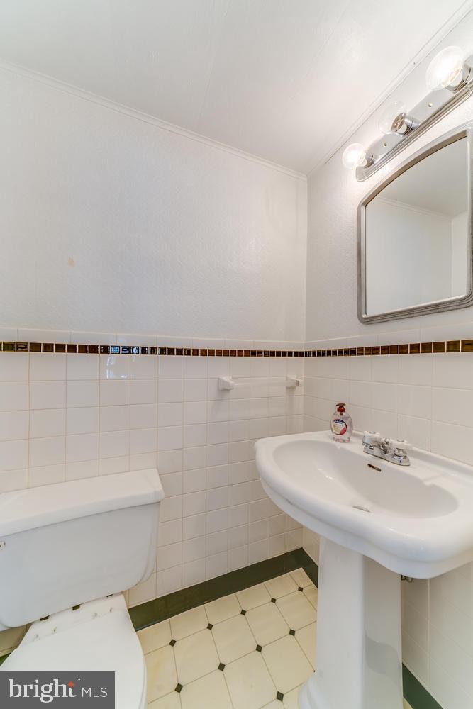 179 Merion Road York, PA 17403 - Photo 13 of 38 Gallery Image 13