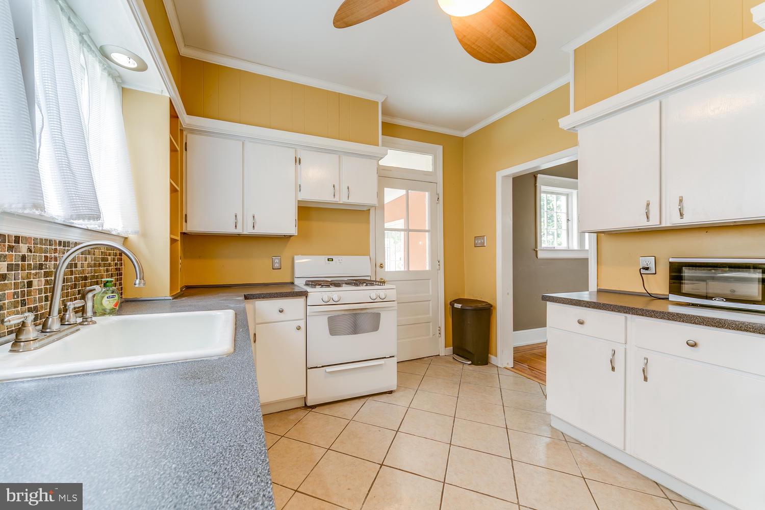 179 Merion Road York, PA 17403 - Photo 9 of 38 Gallery Image 9