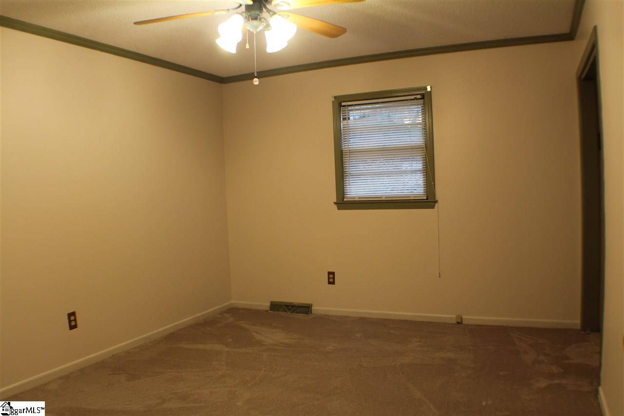 550 Jordan Road Lyman, SC 29365 - Photo 12 of 22 2nd bedroom