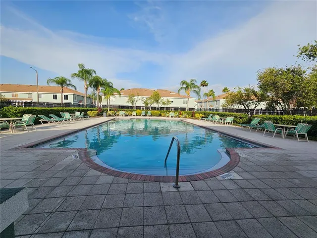 $230,000 | 1907 Fluorshire Drive, Brandon, FL 33511