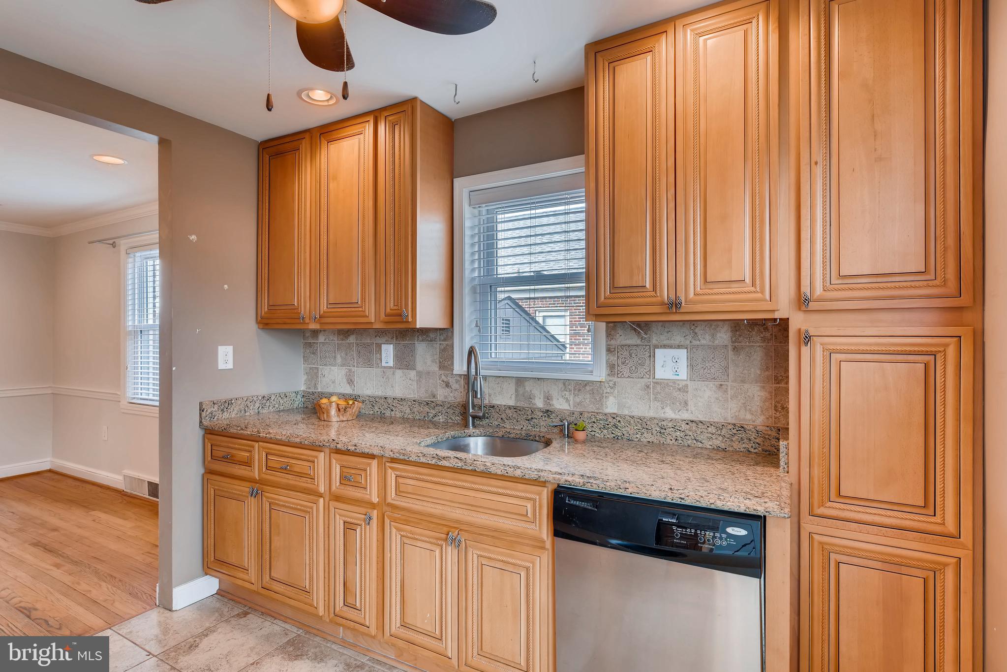 2704 Garnet Road Baltimore, MD 21234 - Photo 6 of 27