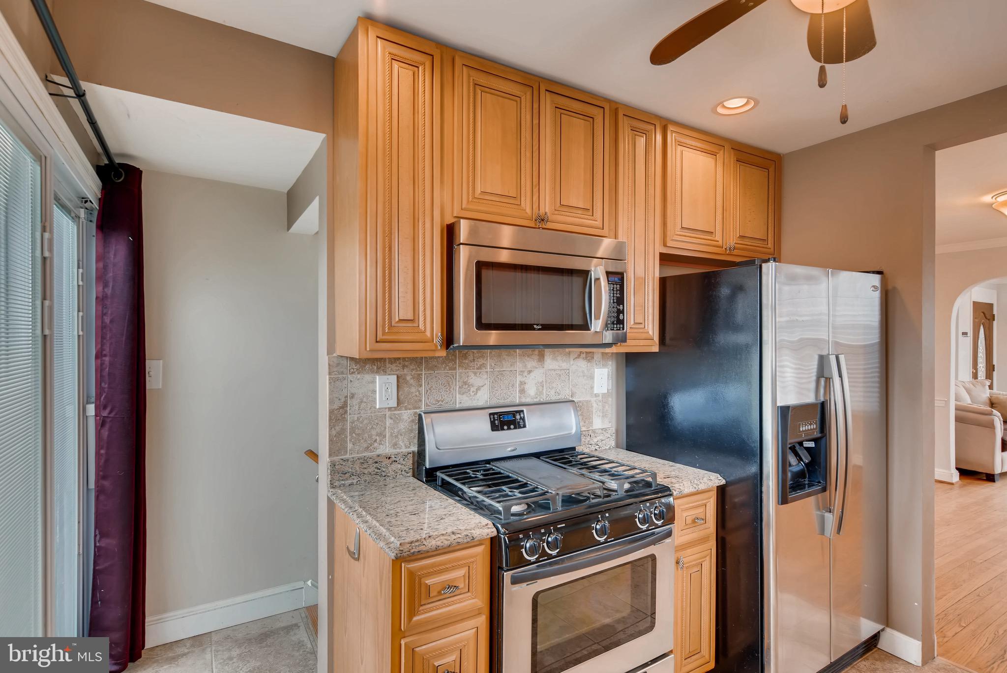 2704 Garnet Road Baltimore, MD 21234 - Photo 7 of 27