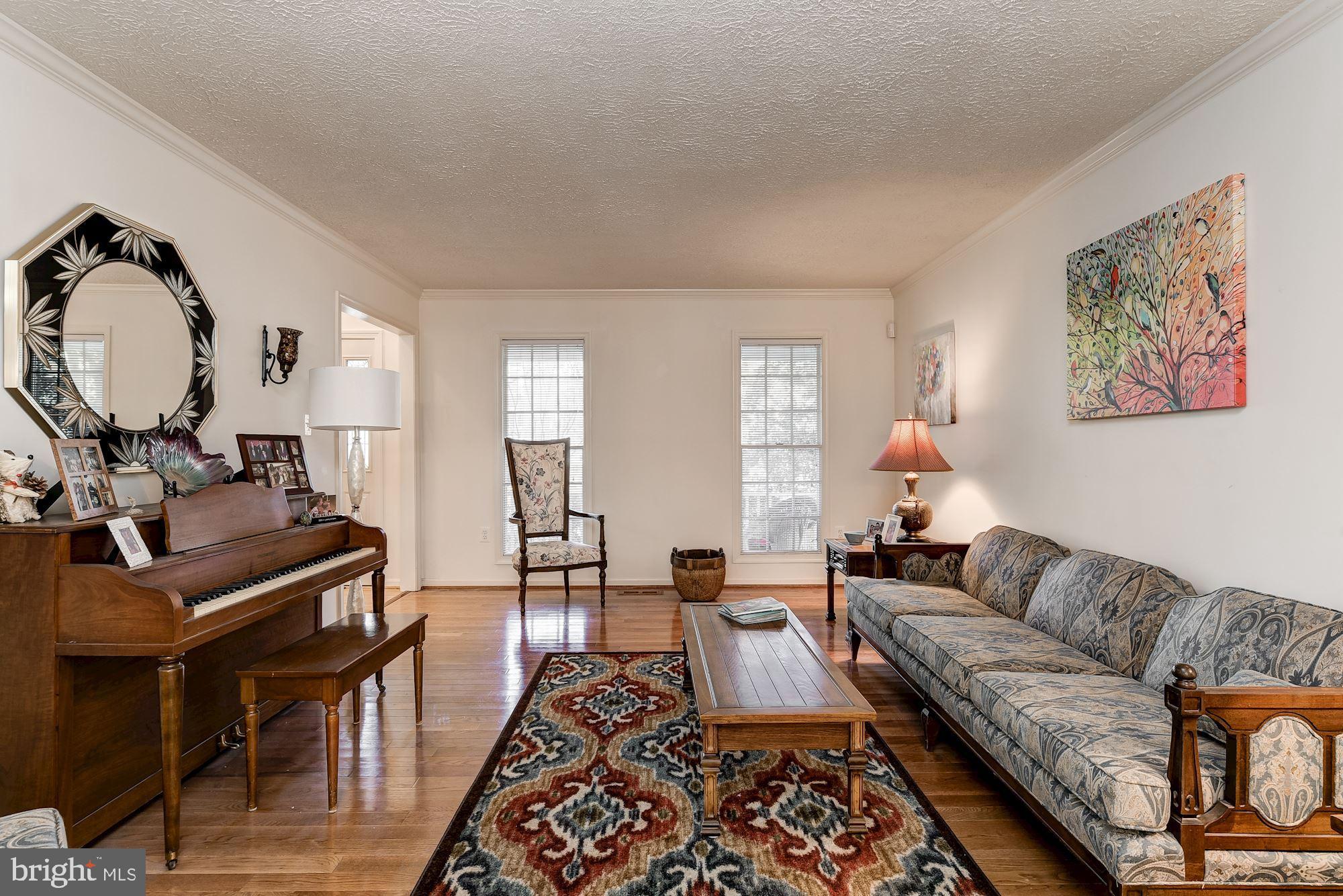 9 Oak Run Road Laurel, MD 20724 - Photo 13 of 63 Living Room