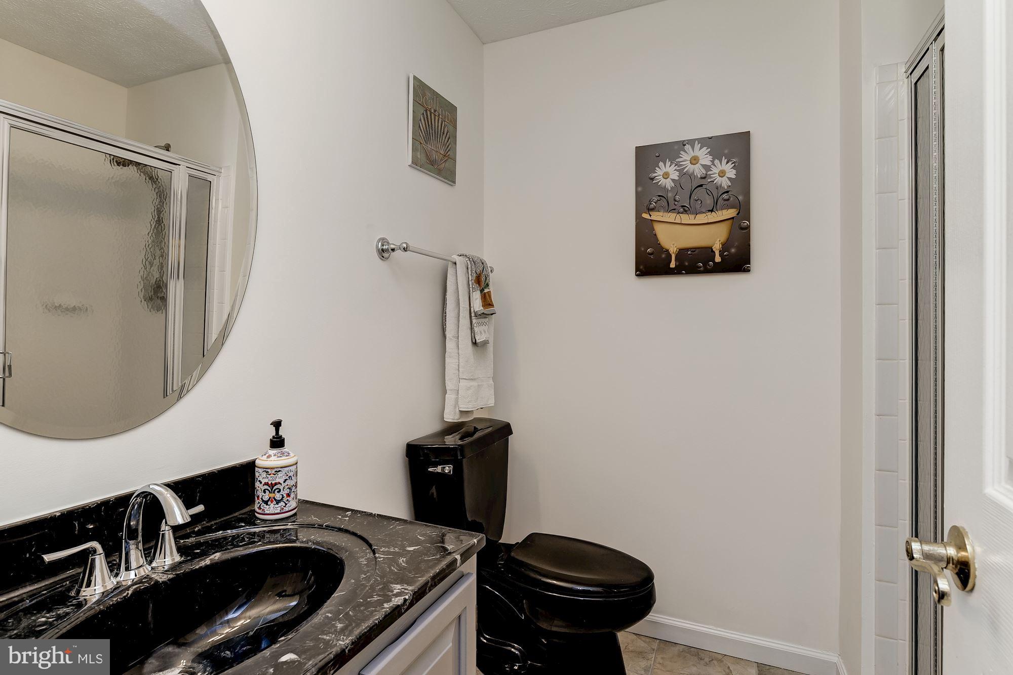 9 Oak Run Road Laurel, MD 20724 - Photo 31 of 63 Main Level Full Bath