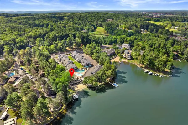 $240,000 | 1093 Canyon Road, Unit 613, Wisconsin Dells, WI 53965
