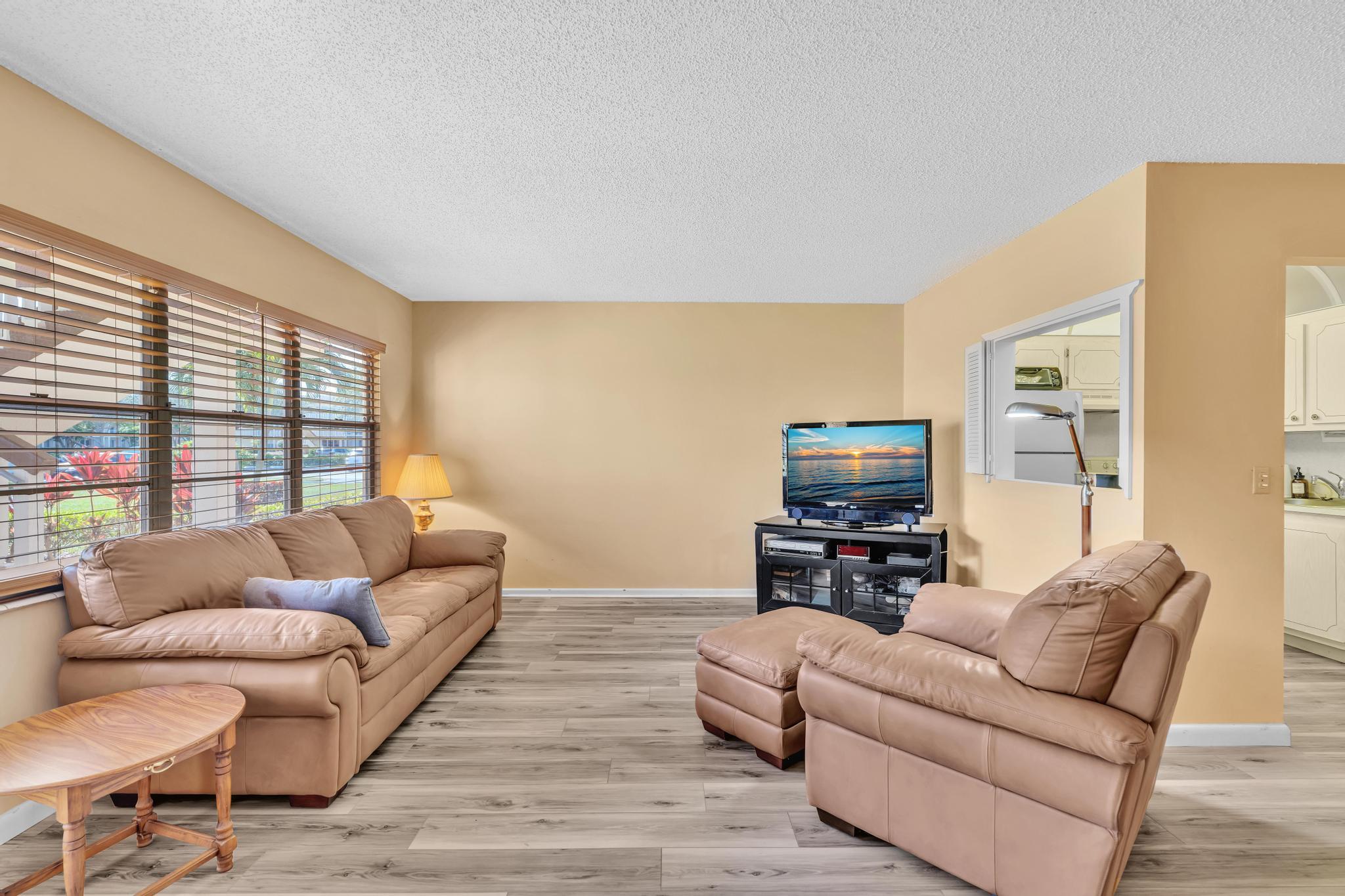 339 Mansfield I, Unit 339 Boca Raton, FL 33434 - Photo 4 of 21 _FPP5628