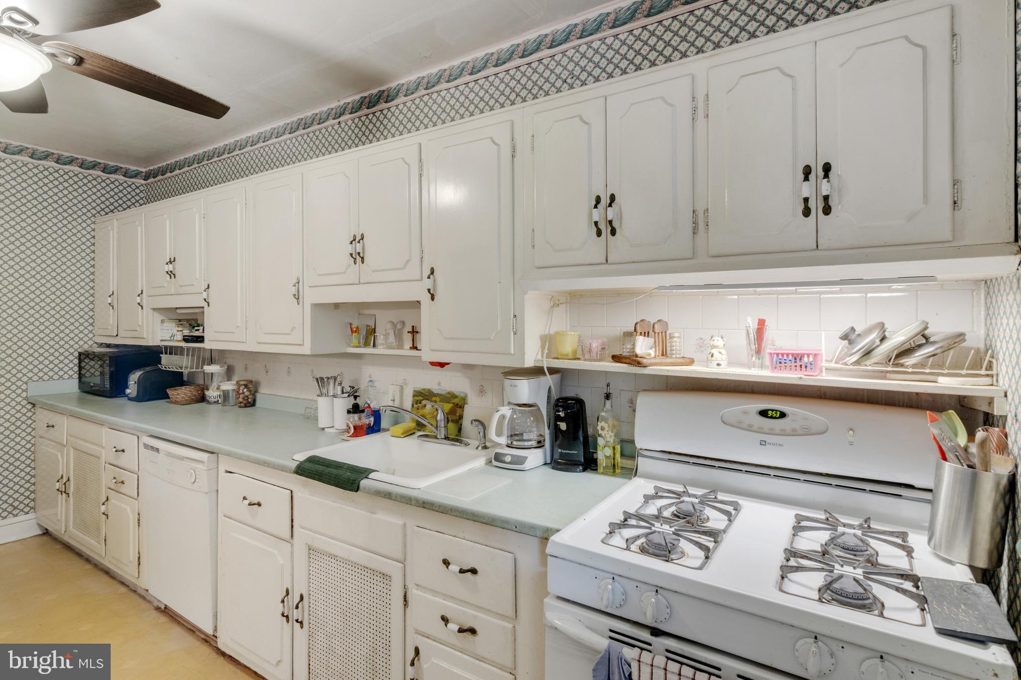 328 Dunkirk Road Baltimore, MD 21212 - Photo 12 of 31