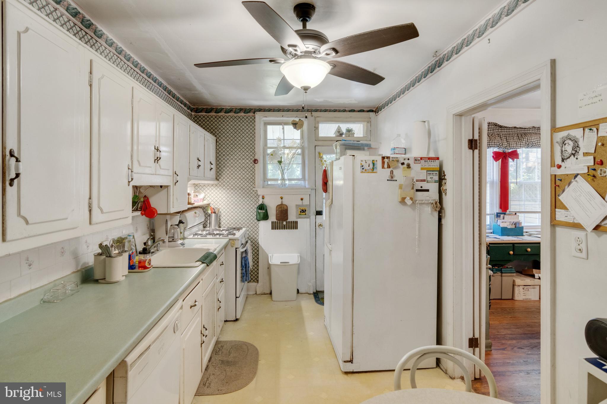 328 Dunkirk Road Baltimore, MD 21212 - Photo 9 of 31