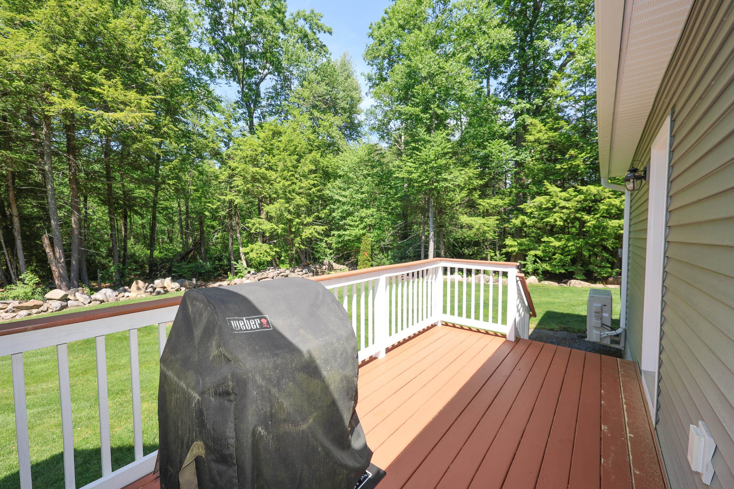 145 Clement Road Pelham, NH 03076 - Photo 38 of 46