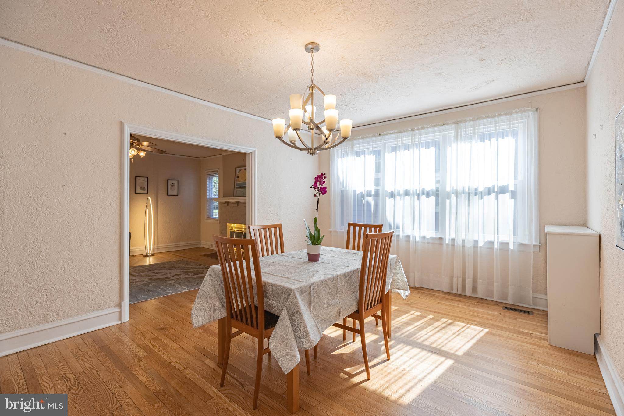 3852 Brook Road Richmond, VA 23227 - Photo 11 of 35 Gallery Image 11