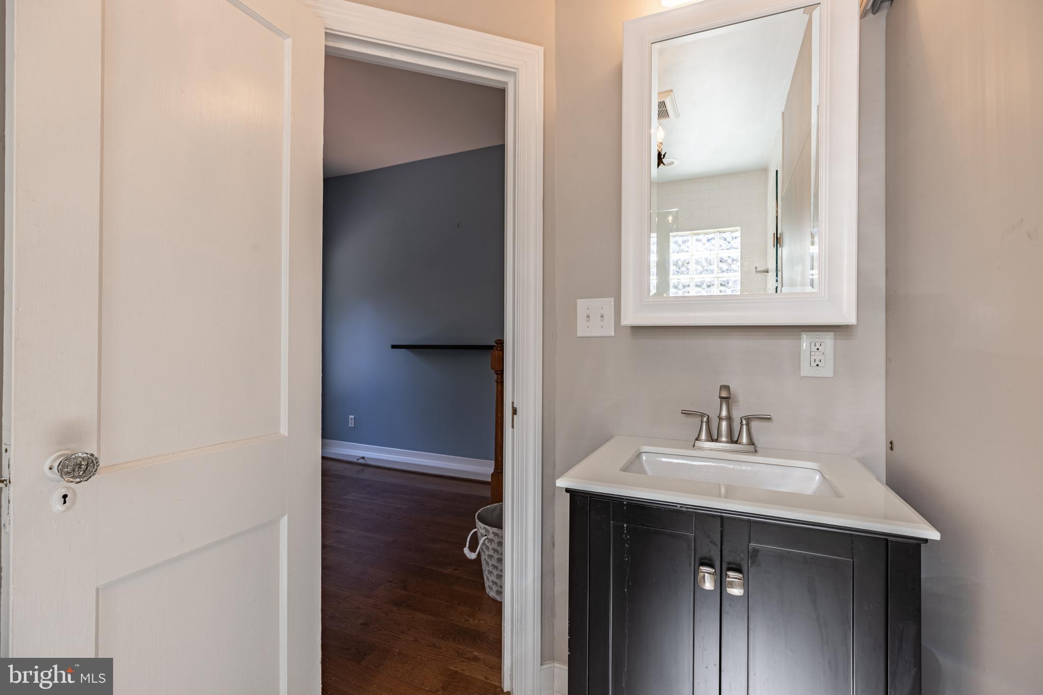 3852 Brook Road Richmond, VA 23227 - Photo 18 of 35 Gallery Image 18