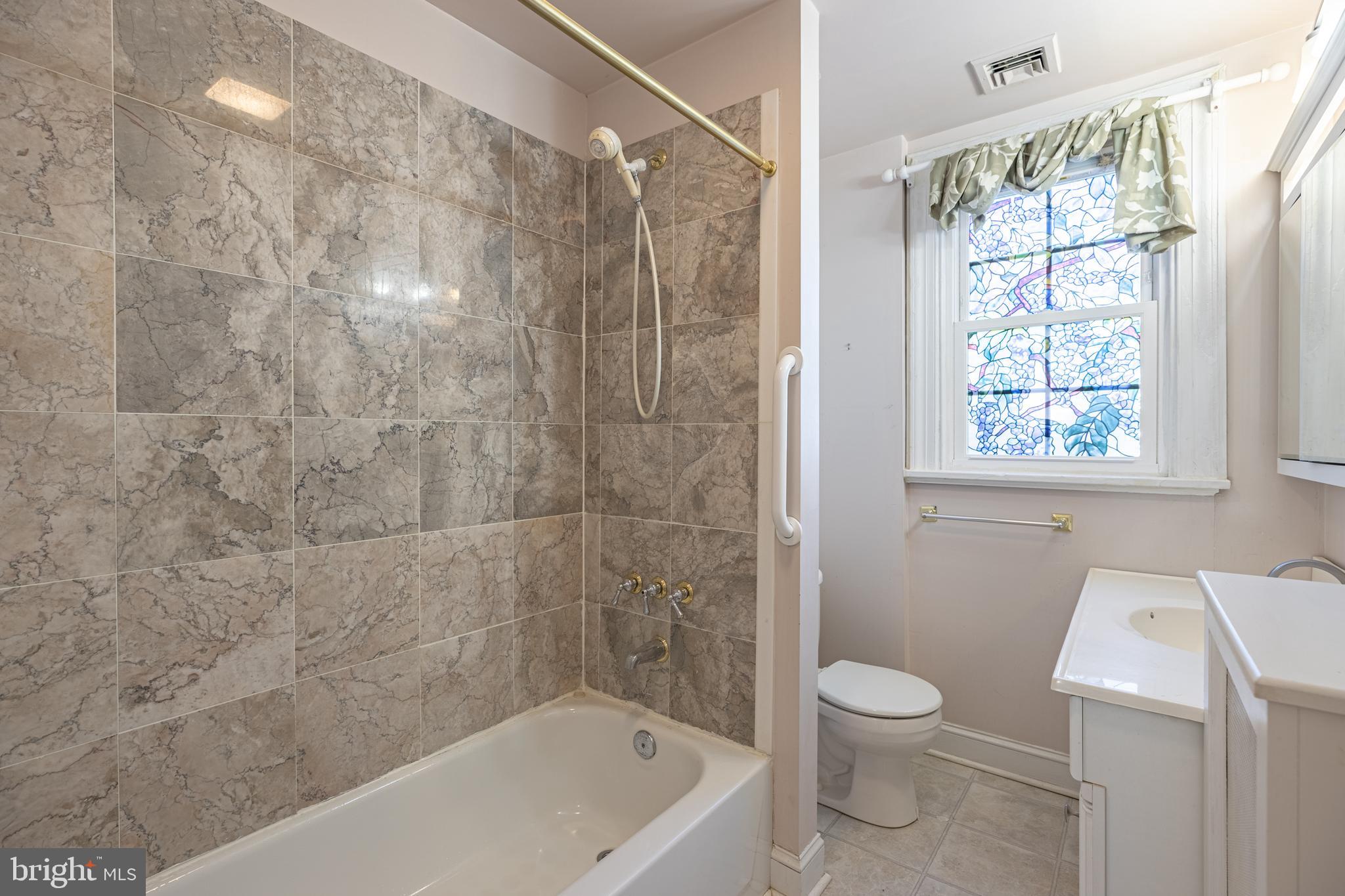 3852 Brook Road Richmond, VA 23227 - Photo 26 of 35 Gallery Image 26
