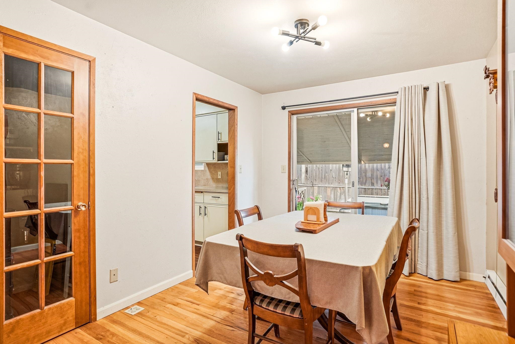 735 Clover Street Cheney, WA 99004 - Photo 7 of 38
