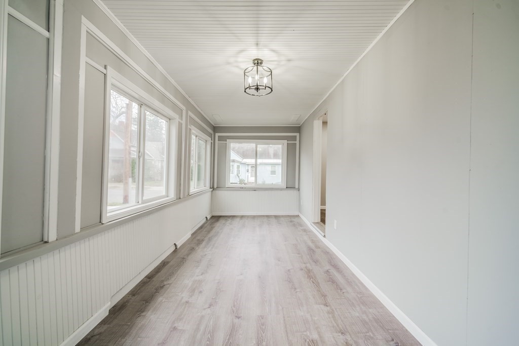 30 Farnsworth Street Springfield, MA 01107 - Photo 11 of 42 Gallery Image 11