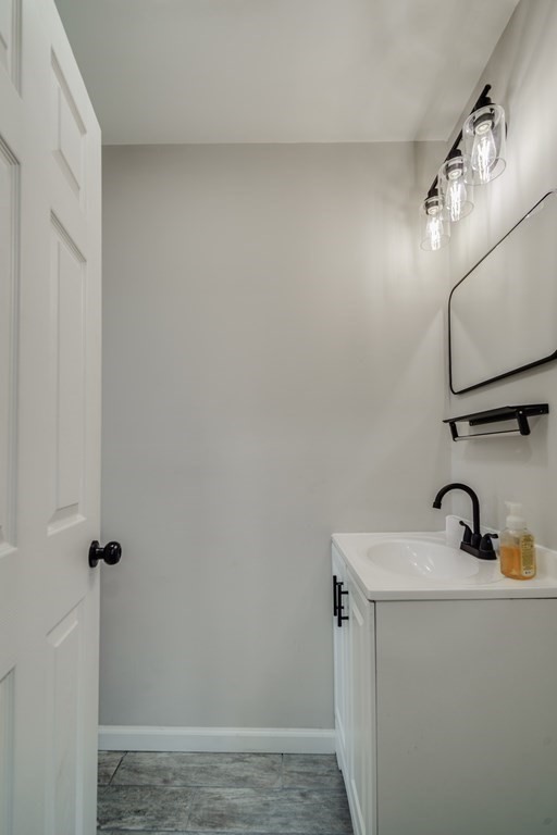 30 Farnsworth Street Springfield, MA 01107 - Photo 24 of 42 Gallery Image 24