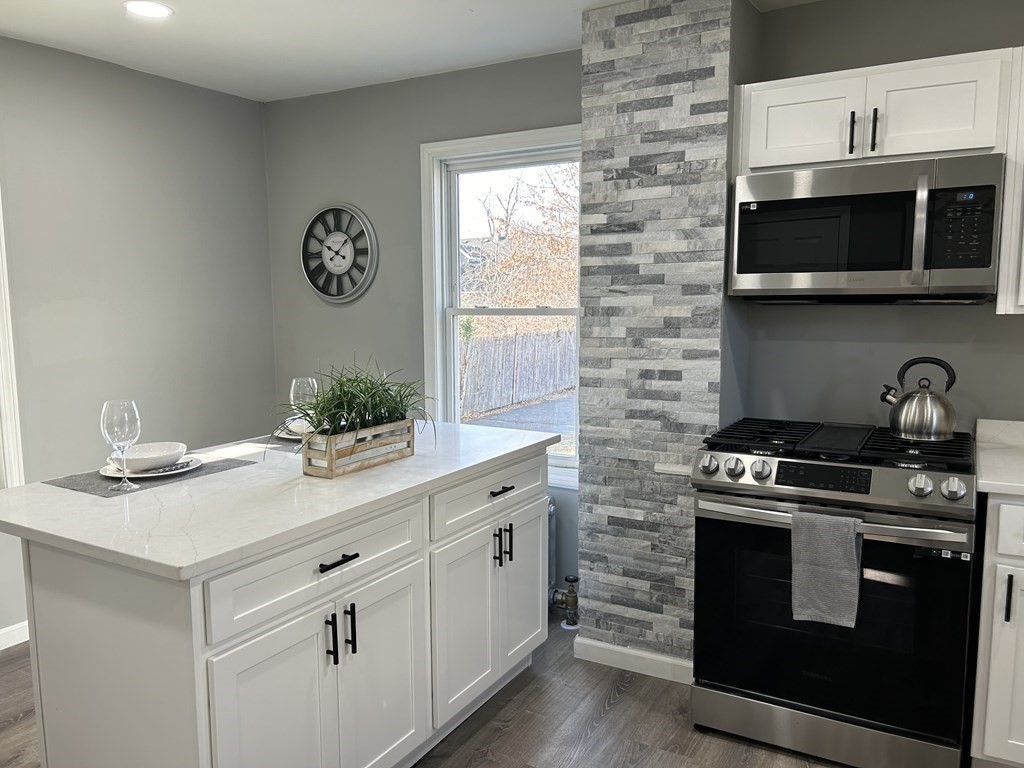 30 Farnsworth Street Springfield, MA 01107 - Photo 38 of 42 Gallery Image 38