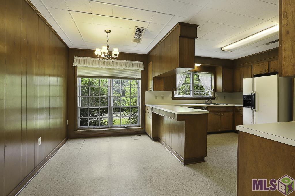 1455 South Woodhaven Street Baton Rouge, LA 70815 - Photo 13 of 40