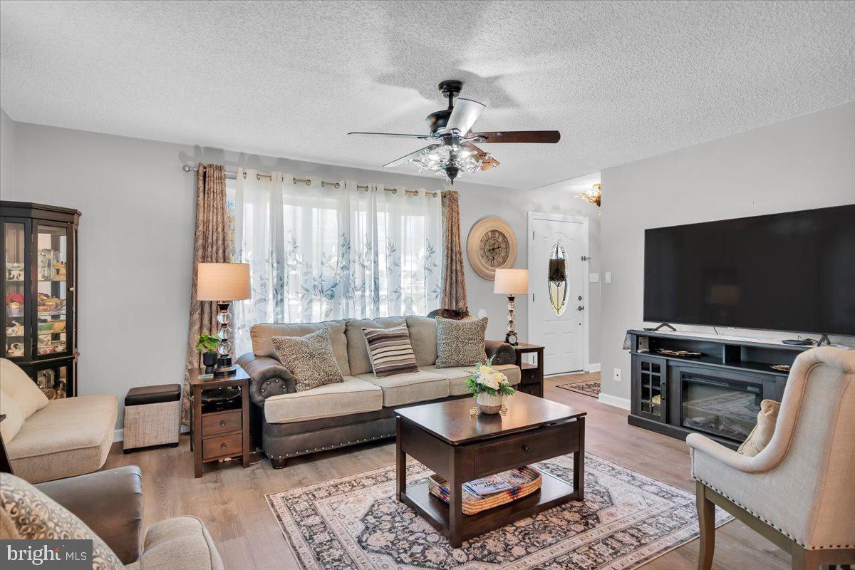 841 Boundary Road Woodbury, NJ 08096 - Photo 4 of 28 Gallery Image 4