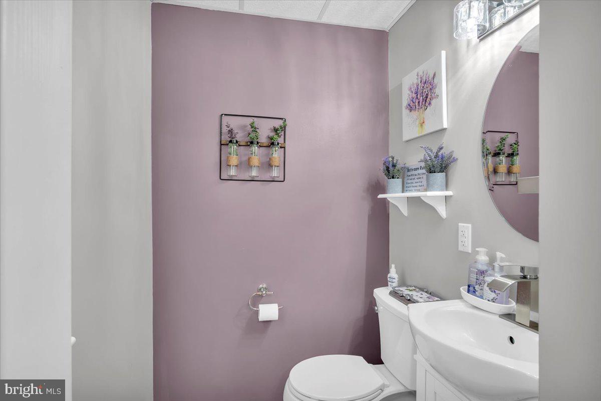841 Boundary Road Woodbury, NJ 08096 - Photo 5 of 28 Gallery Image 5