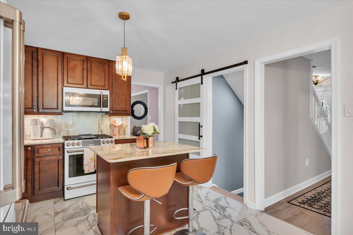 841 Boundary Road Woodbury, NJ 08096 - Photo 6 of 28 Gallery Image 6