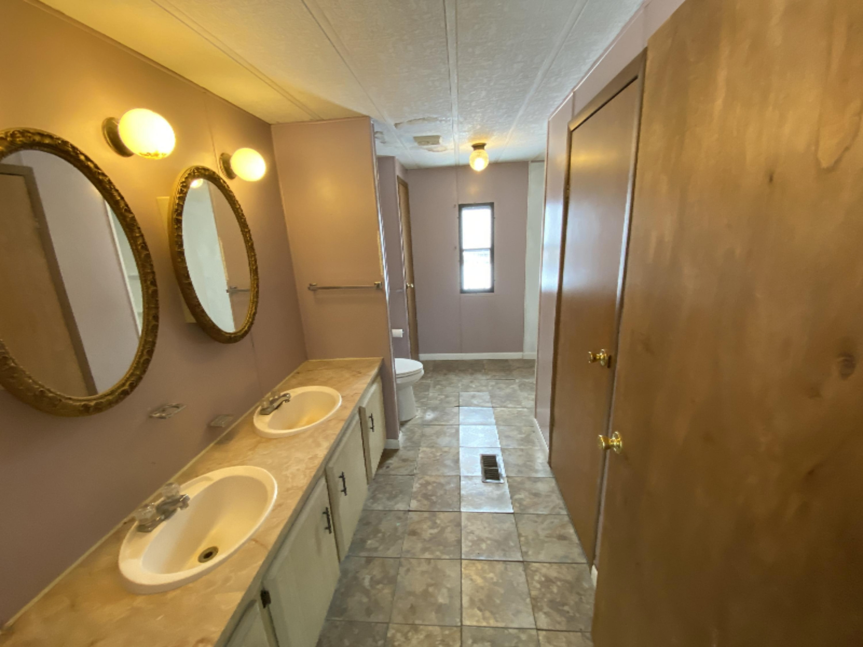 6658 Westlake Road Bellevue, MI 49021 - Photo 12 of 25 IMG_0218