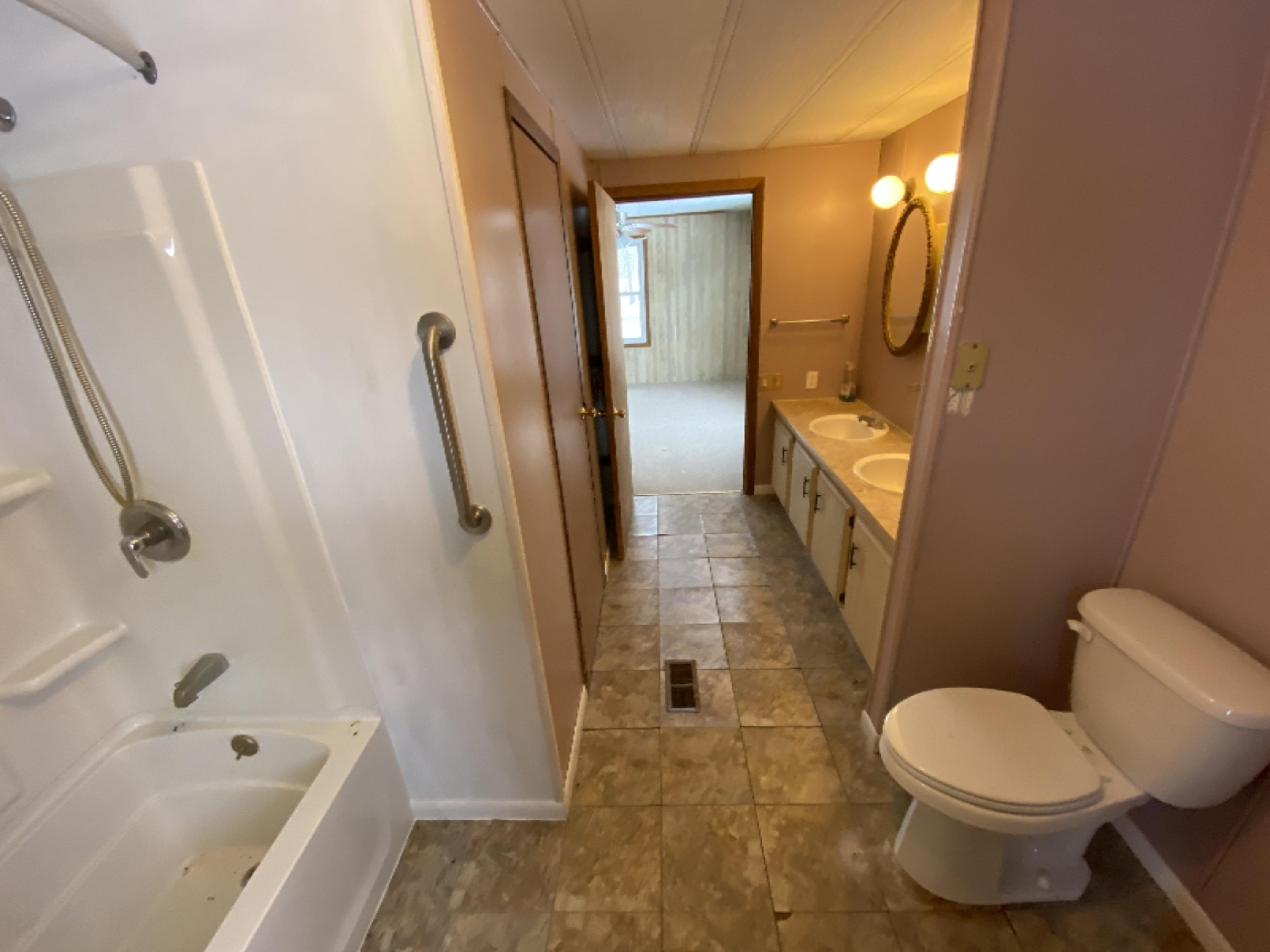6658 Westlake Road Bellevue, MI 49021 - Photo 14 of 25 IMG_0220