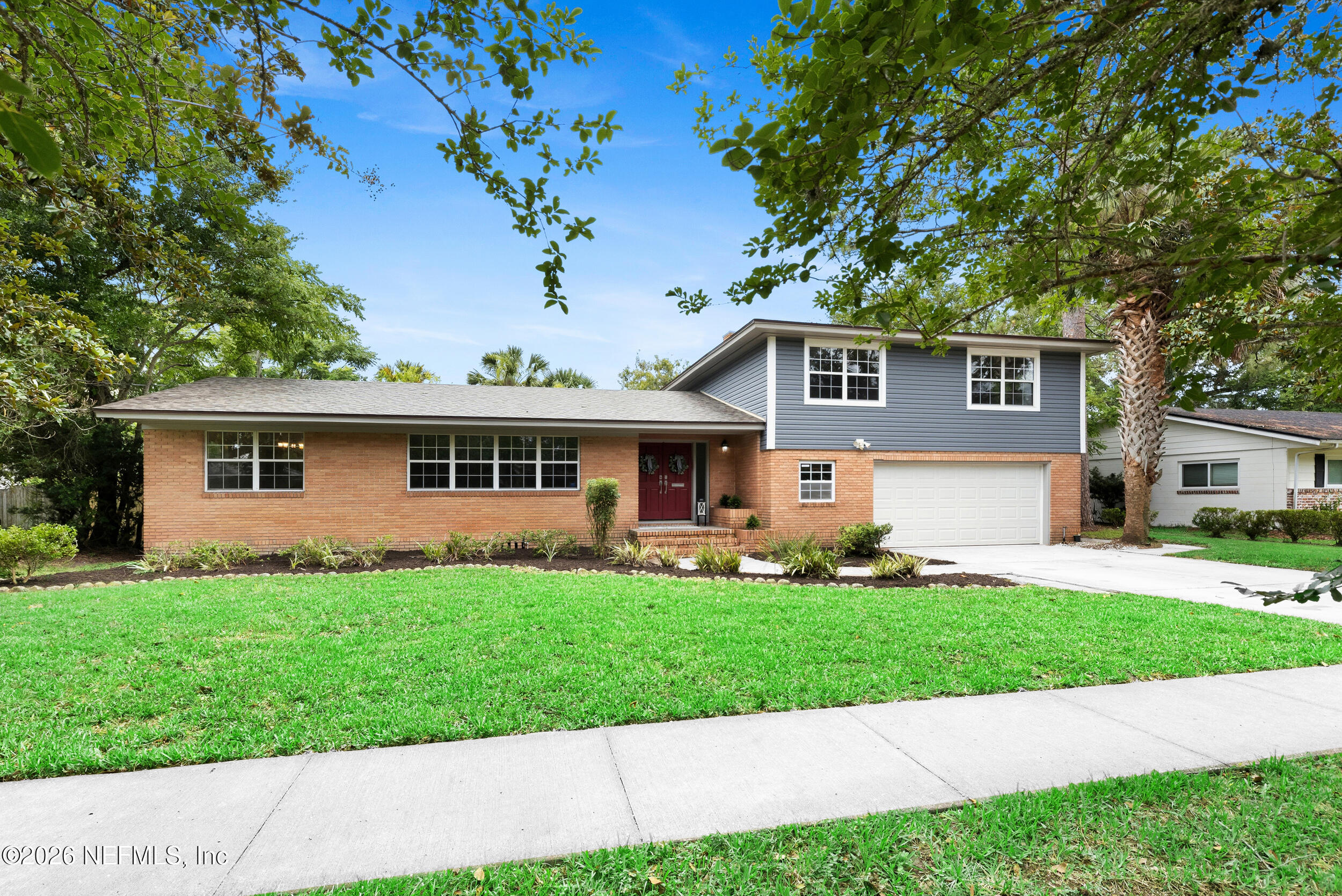 4202 San Clerc Road Jacksonville, FL 32217 - Photo 2 of 35 Front Yard & Lawn