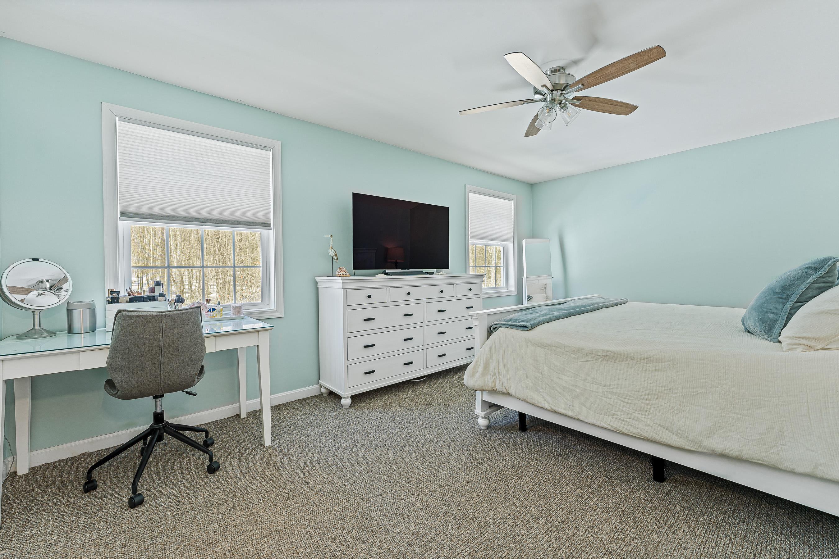 49 Ebony Drive Rochester, NH 03867 - Photo 13 of 26