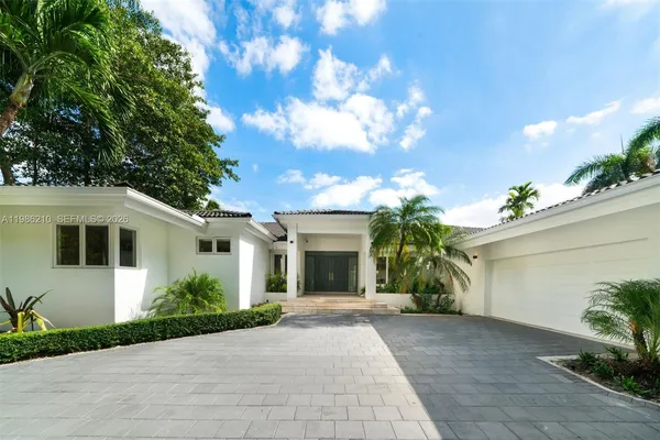 $40,000 | 7155 Los Pinos Boulevard, Coral Gables, FL 33143