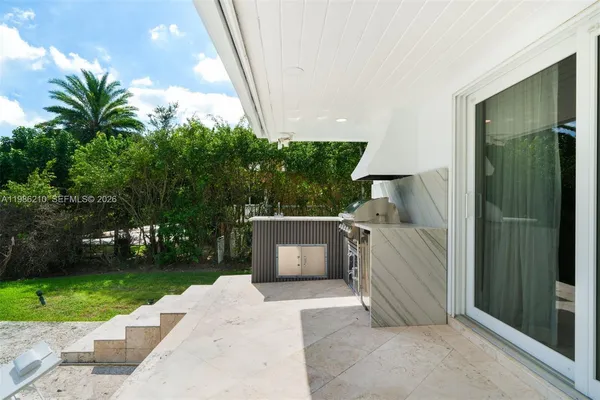 $40,000 | 7155 Los Pinos Boulevard, Coral Gables, FL 33143