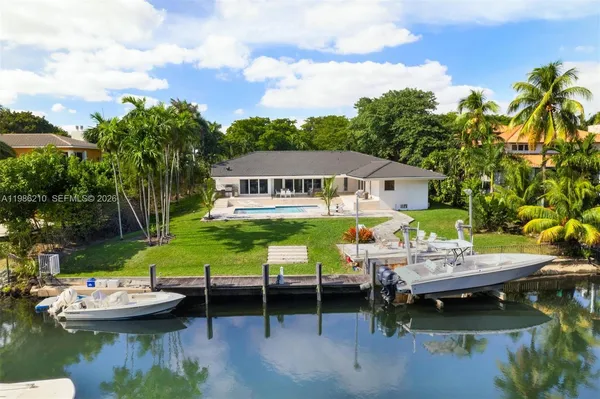 $40,000 | 7155 Los Pinos Boulevard, Coral Gables, FL 33143