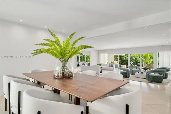 $40,000 | 7155 Los Pinos Boulevard, Coral Gables, FL 33143